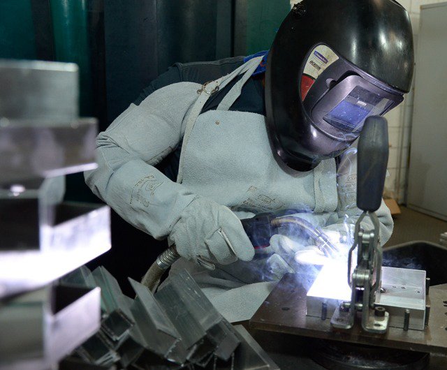 Quais as principais diferenças entre as soldas MIG e TIG?