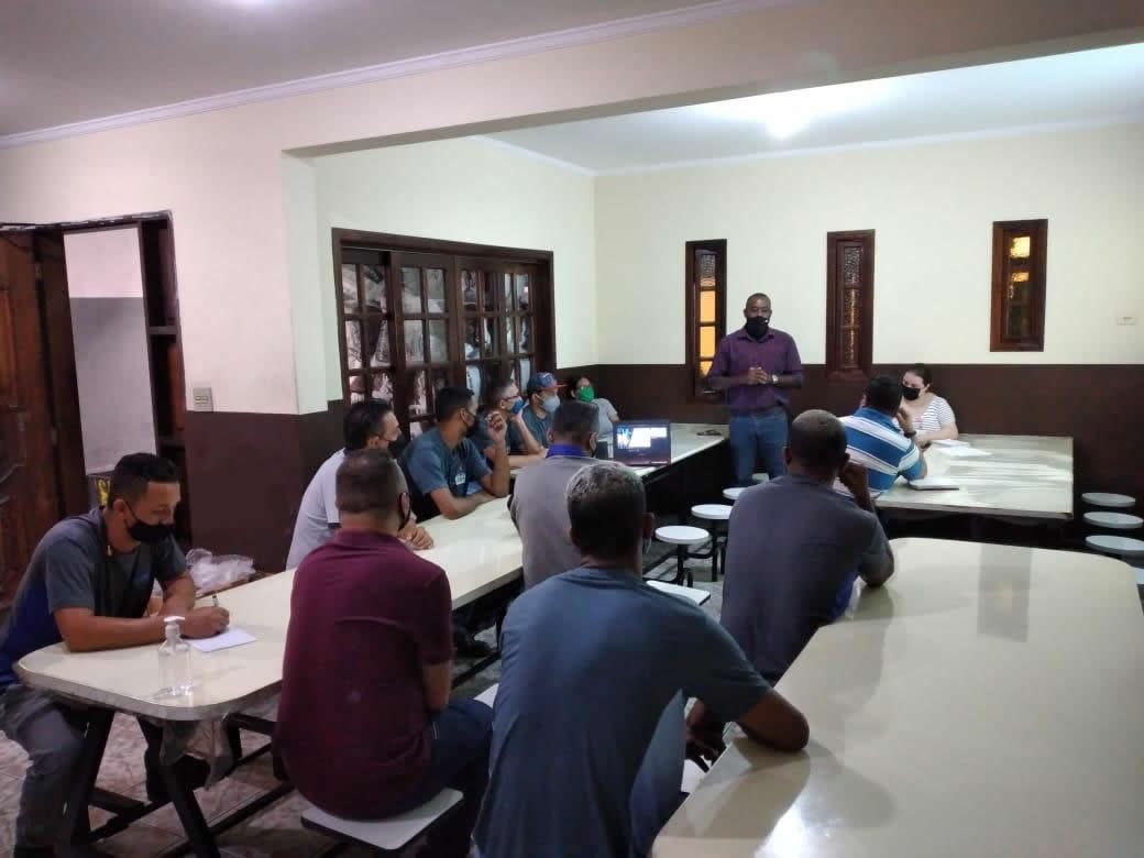 Estamparia Lima promove treinamento para lideranças