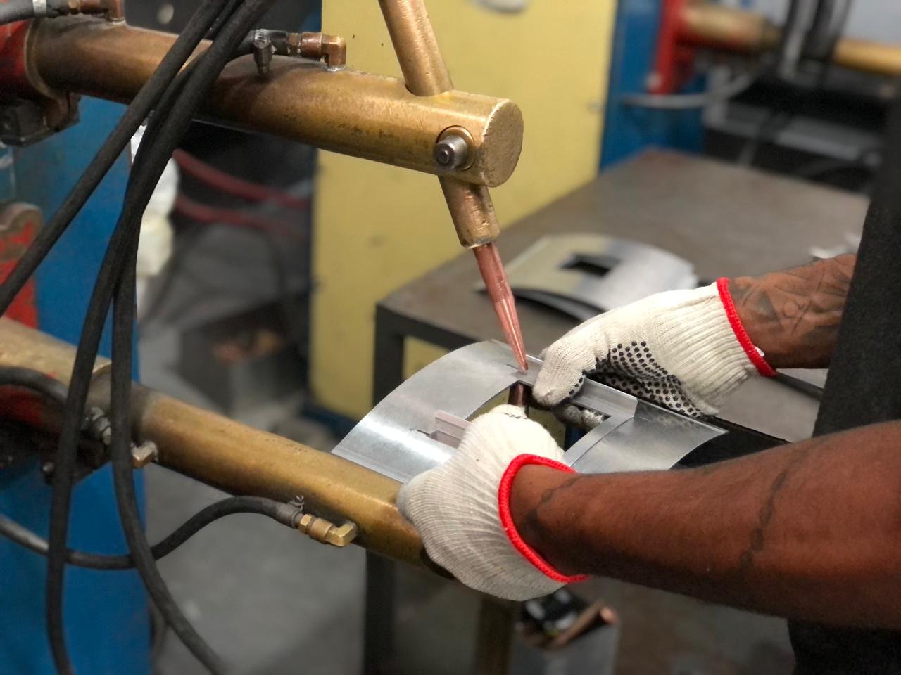 Solda ponto: uma grande aliada em projetos para iluminação